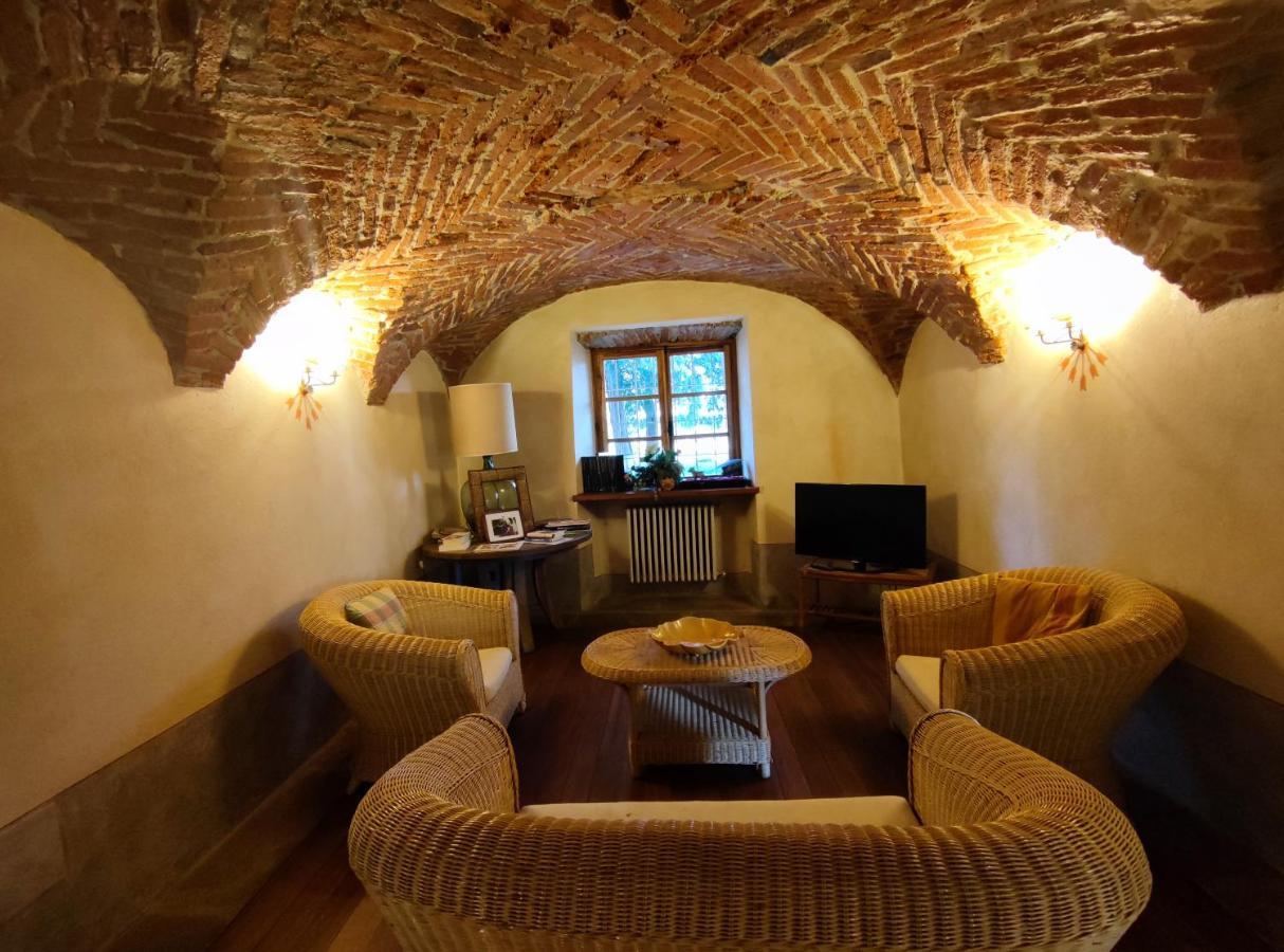 Le 5 Frecce Villa Cavour Kültér fotó