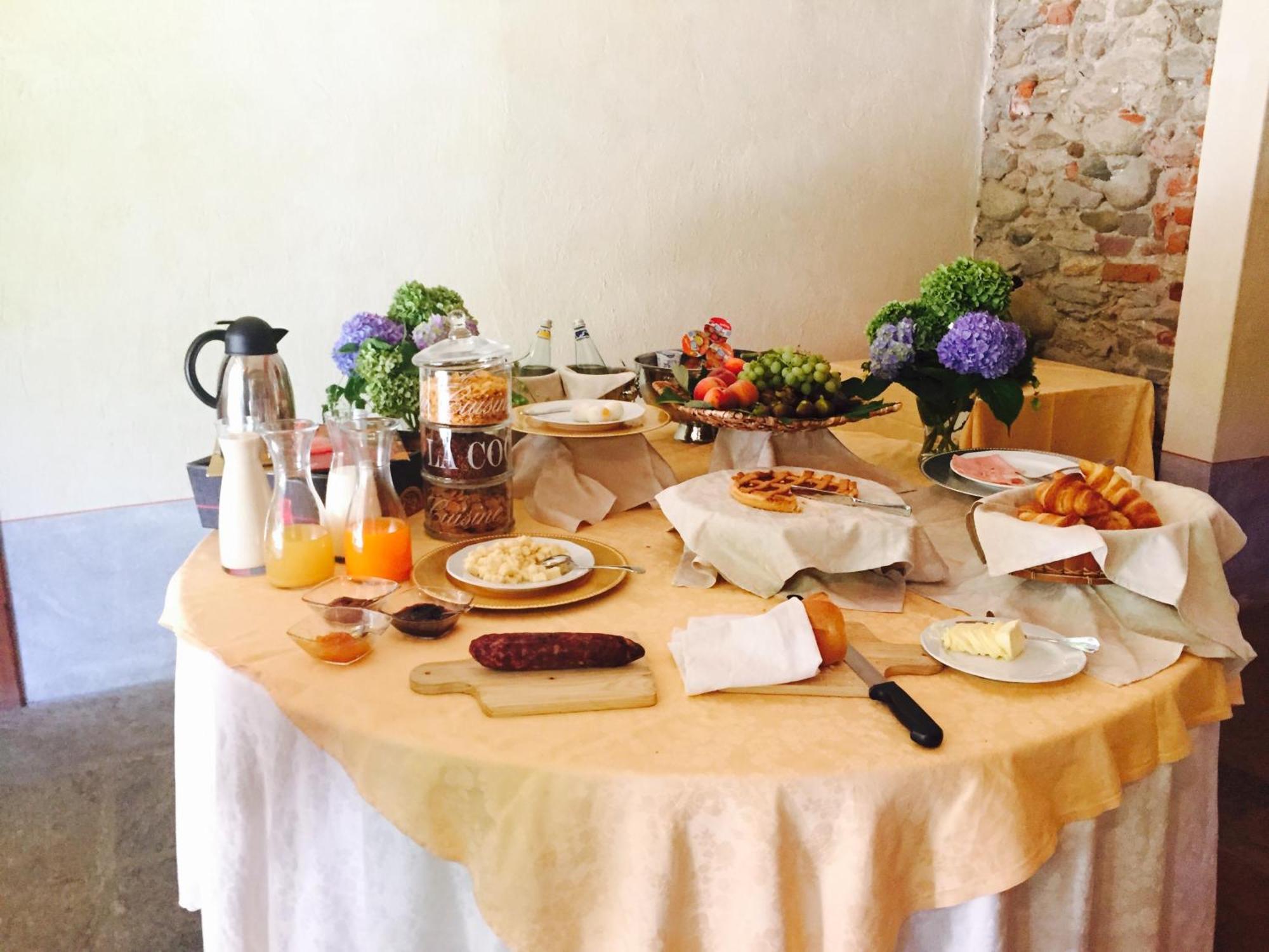 Le 5 Frecce Villa Cavour Kültér fotó