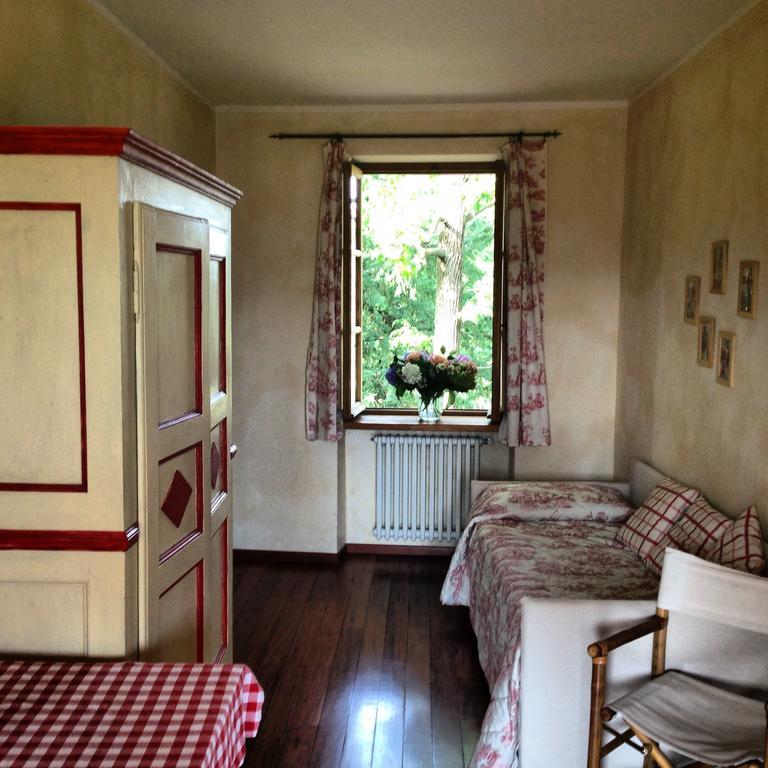 Le 5 Frecce Villa Cavour Szoba fotó