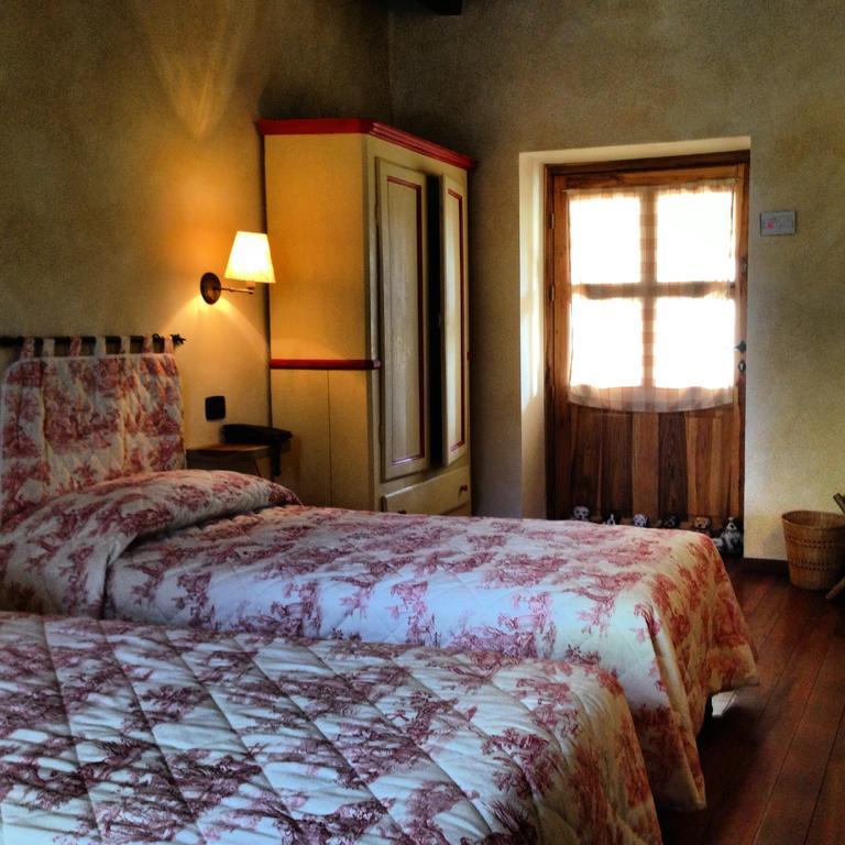 Le 5 Frecce Villa Cavour Szoba fotó