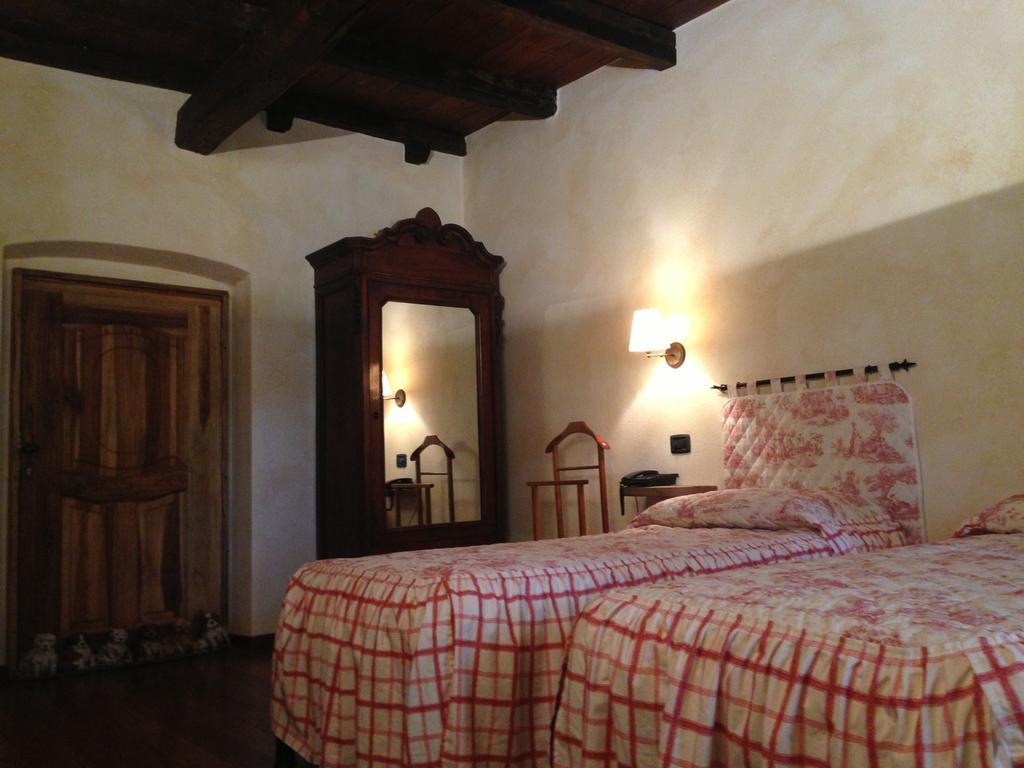 Le 5 Frecce Villa Cavour Szoba fotó